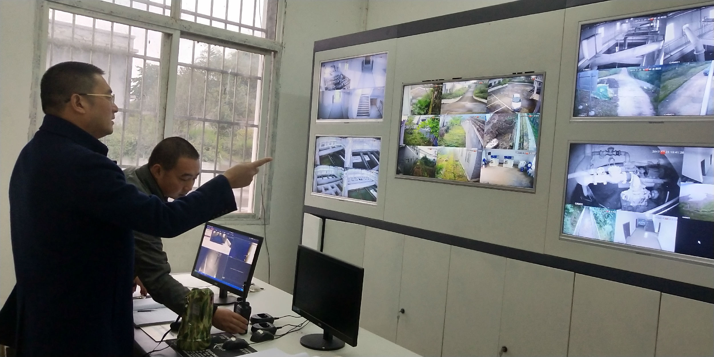 檢查江北供水站監(jiān)控